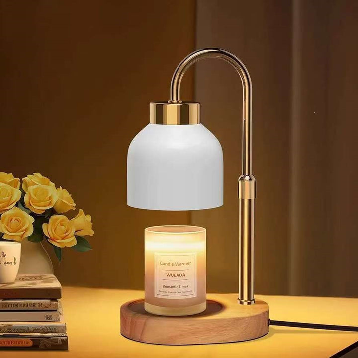 Moderne minimalistische Tischlampe mit integriertem Kerzenhalter