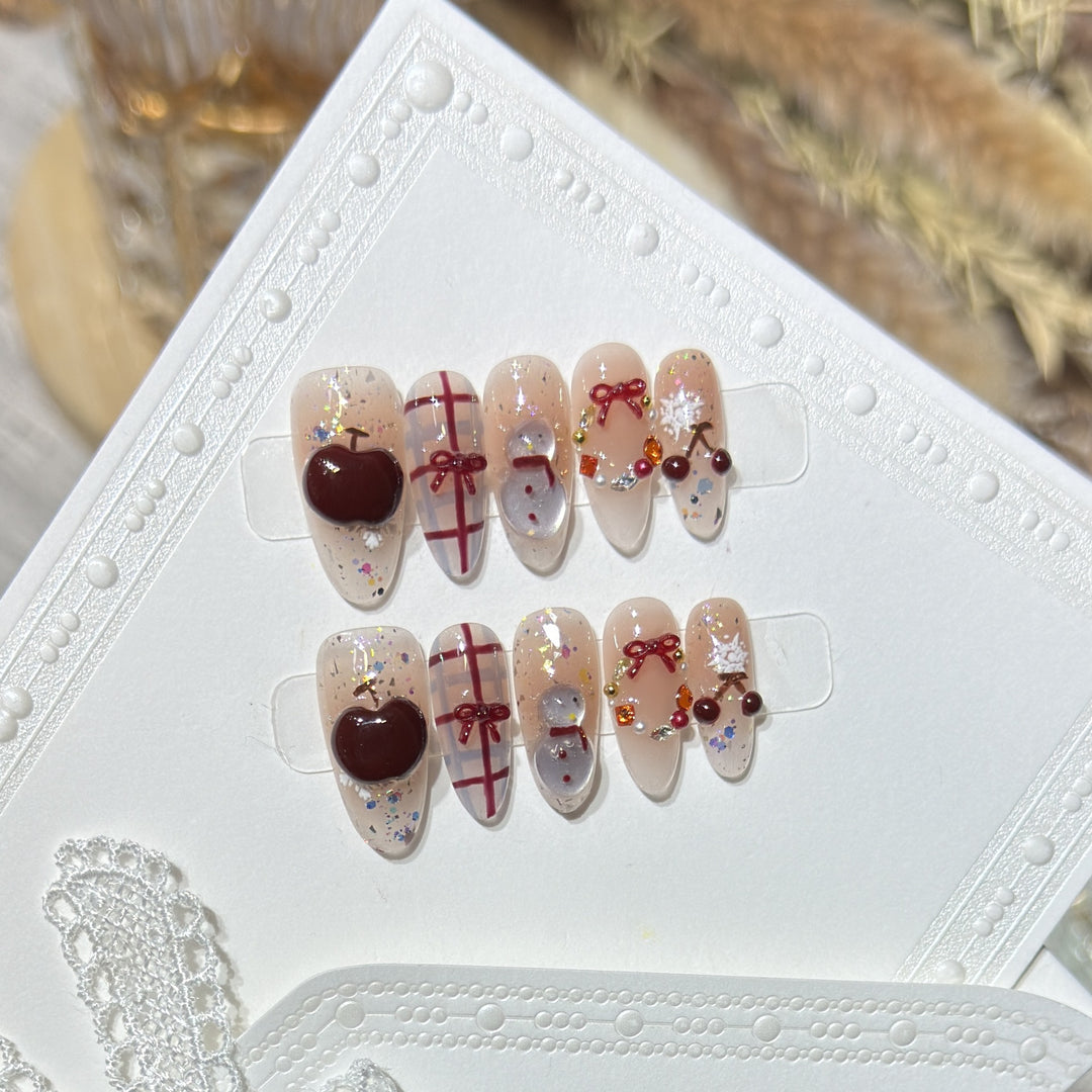 Winter-Themed Press-On Nail Art Set Karnz