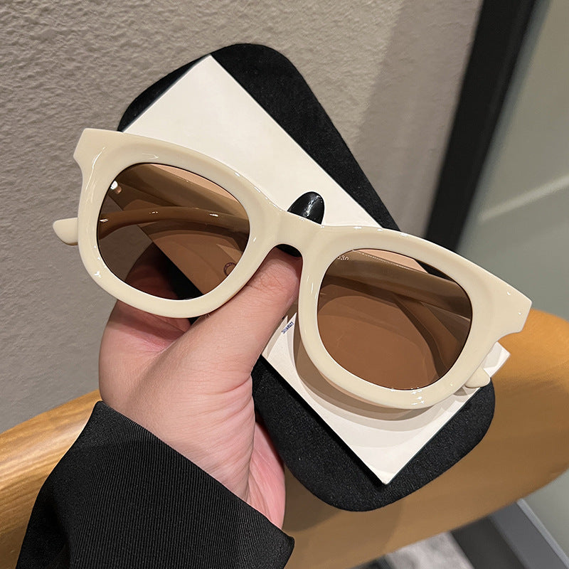 Damen stilvolle runde Sonnenbrille mit robustem Rahmen und schützendem UV-Filter Karnz