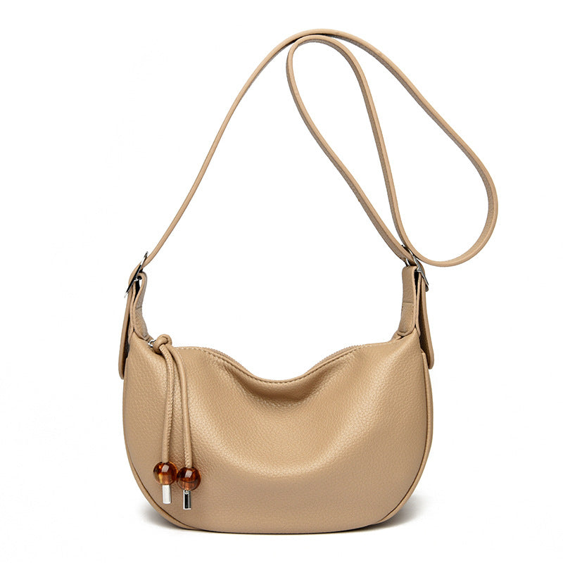 Lässige strukturierte Leder-Slingtasche Karnz