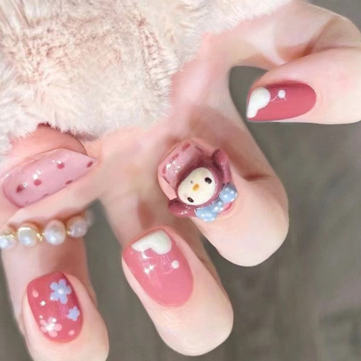 Niedliche Charakter-Themen Press-On Nagelkunst
