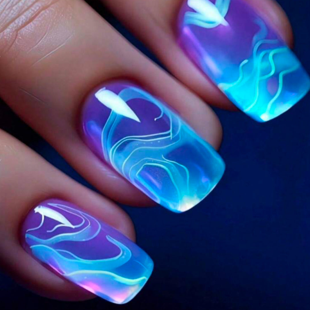 Kunstvolles Nageldesign Karnz