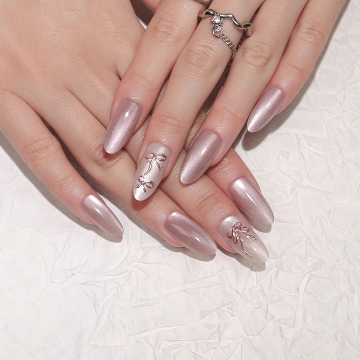 Elegante Stiletto Press-On Nägel mit floralem Design Karnz