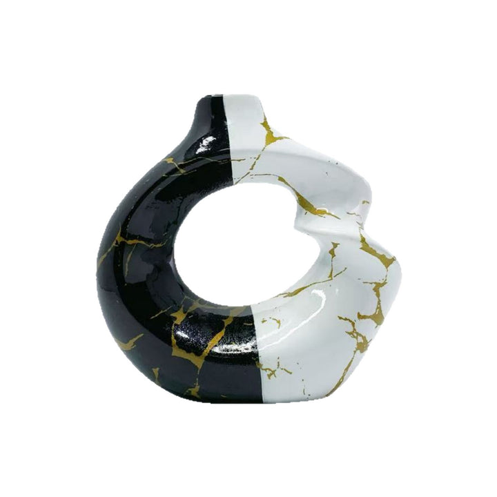 Modernistische Skulptur in abstrakter Form Karnz