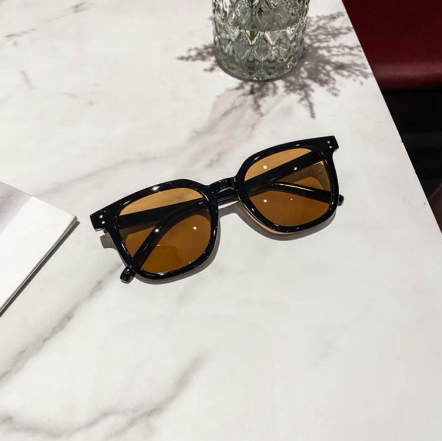 Damen elegante und praktische Brillenetui Karnz