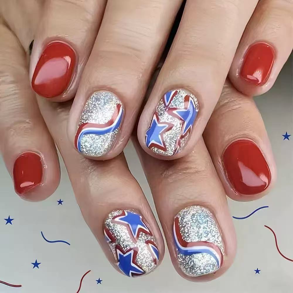 Festliche Glitzernde Stern- und Streifen-Nagelkunst Karnz