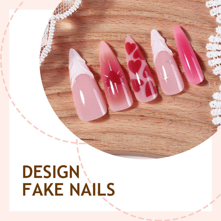 Kunstnagelset mit luxuriösem Ombre-Design und kreativen Herzmotiven Karnz