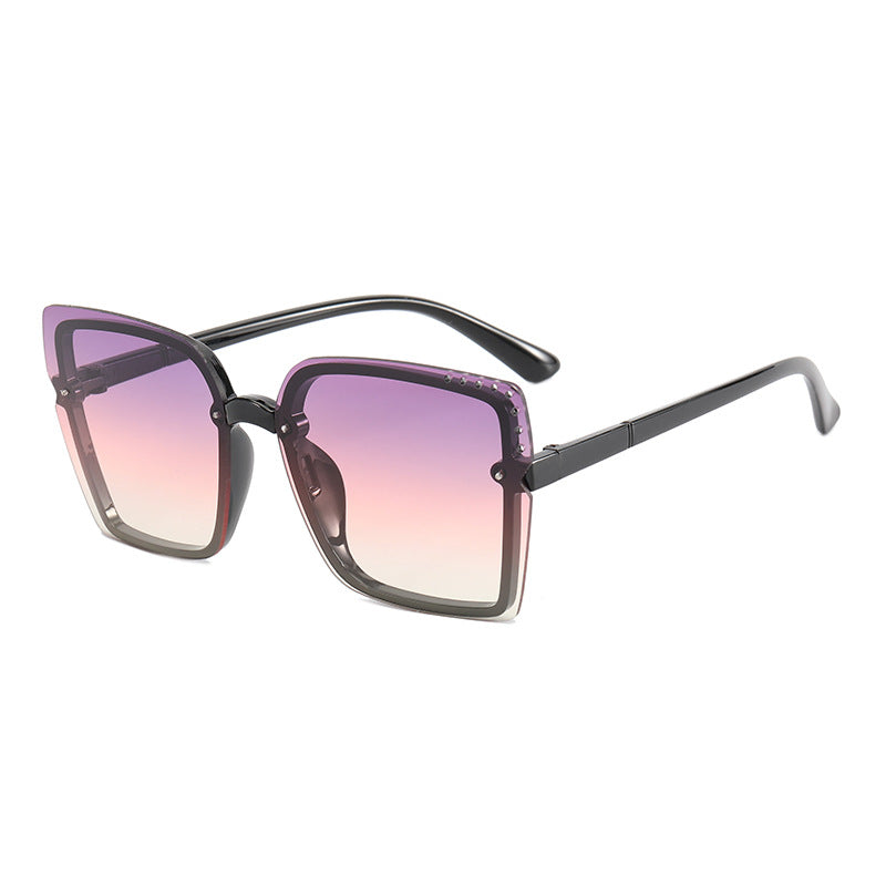 Damen Quadratische Sonnenbrille mit funkelnden Rahmenakzenten Karnz