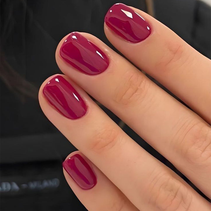 Hochwertige und elegante Nagelkunst Karnz