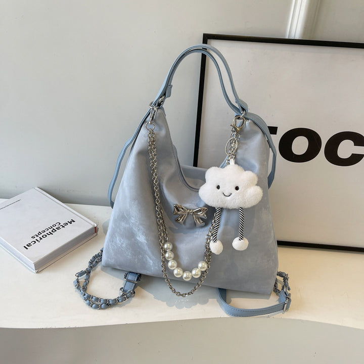 Modische Handtasche mit Einzigartigem Anhänger und Kettenakzenten Karnz
