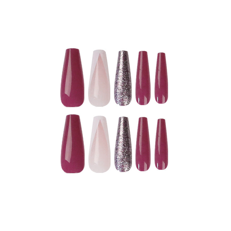 Kunstvolle Nagelverlängerungen mit Glamourösen Glitzereffekten Karnz