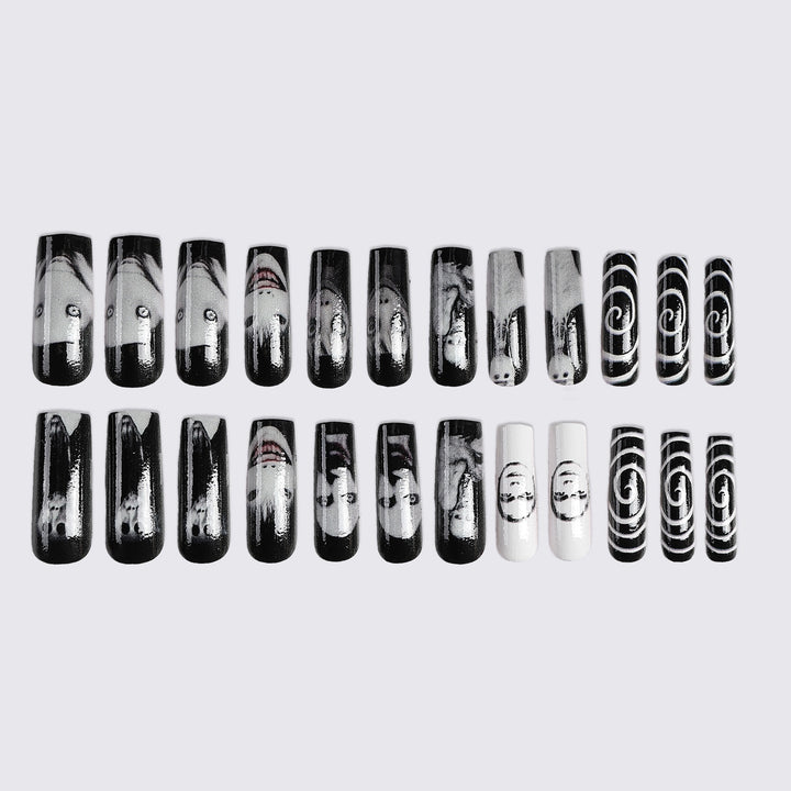 Stylisches Kunstnagelset mit einzigartigen Grafiken Karnz