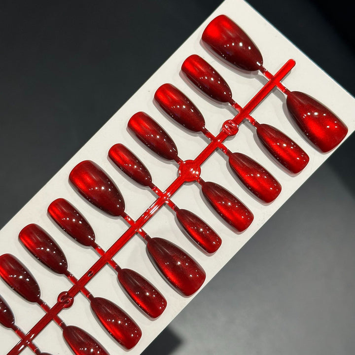 Künstliche Nagelkunst Karnz