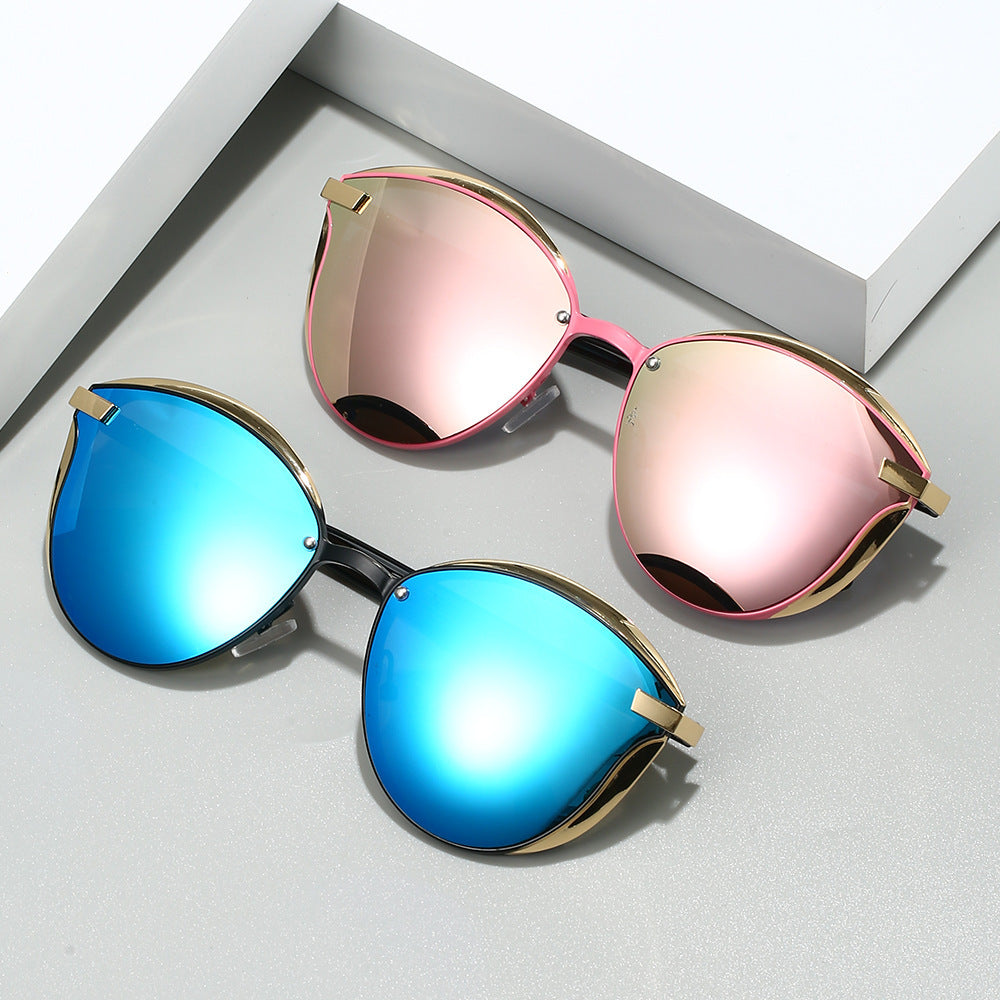 Damen Sonnenbrille mit luxuriösem Metallrahmen und harmonischer Kontur Karnz