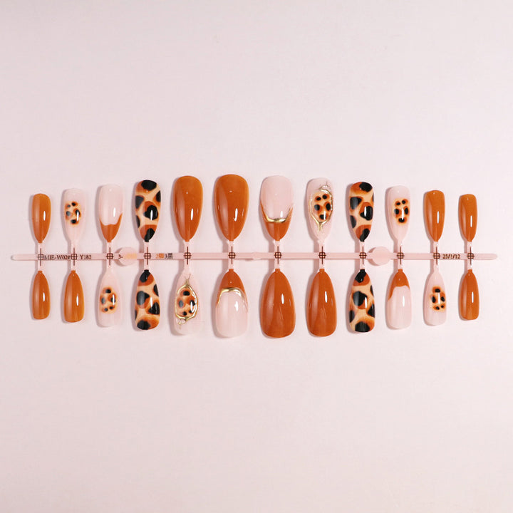 Künstlerisches Nagelkunst-Set Karnz