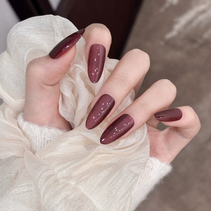 Stylisches mandelförmiges Press-On-Nagelset