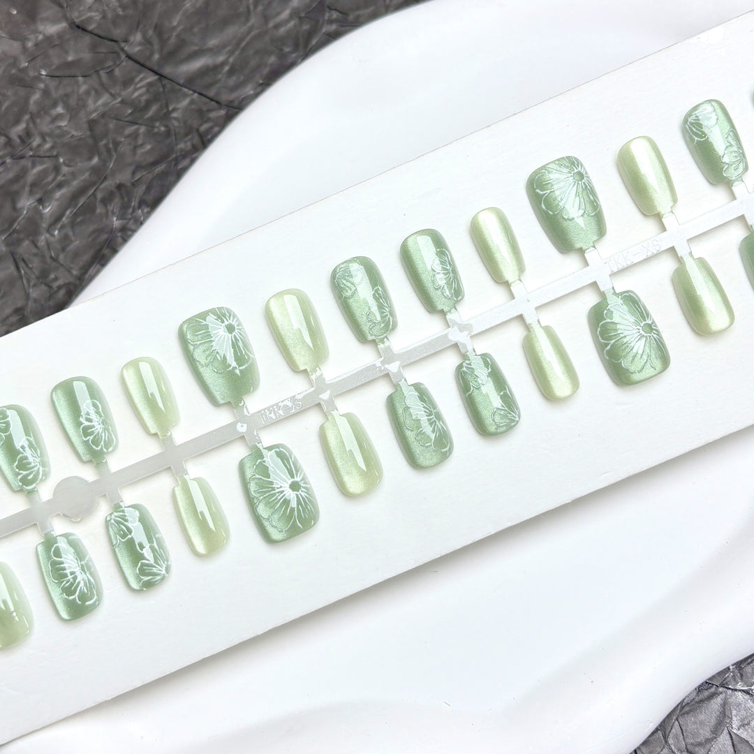 Floral Art Press-On Nail Set