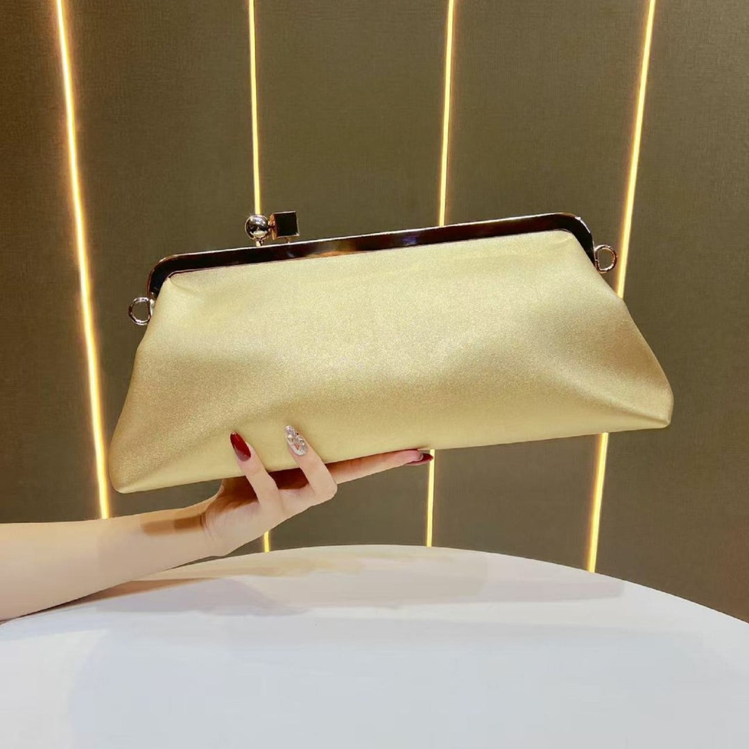 Stilvolle Satin Abend Clutch