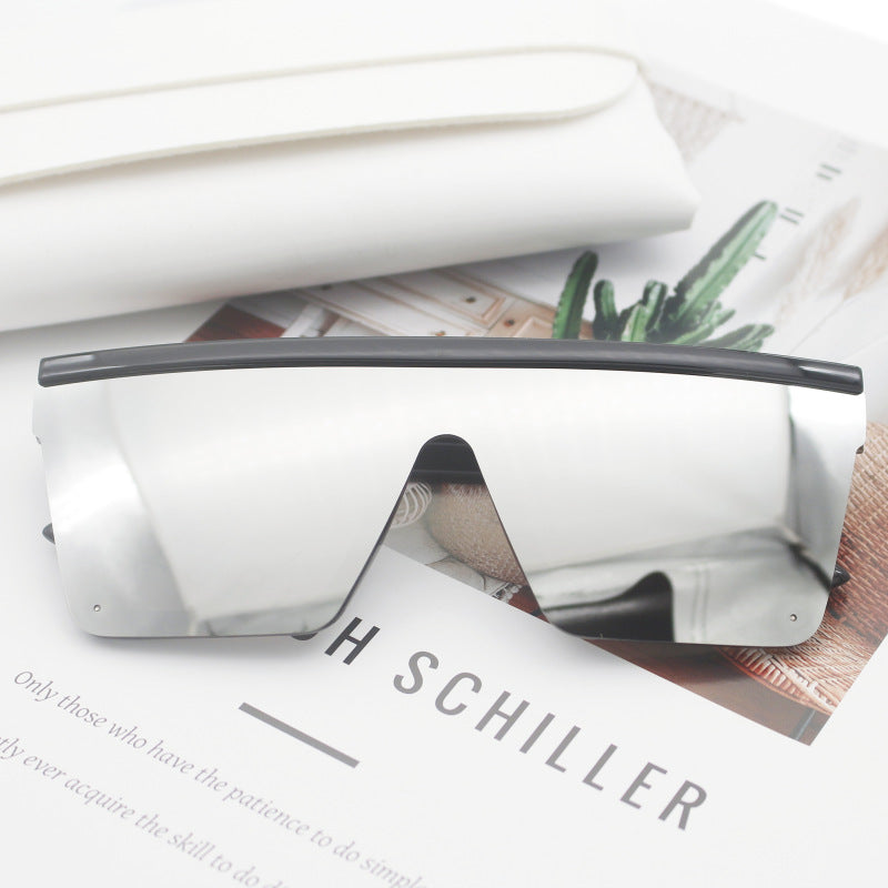 Damen Sportliche Sonnenbrille im trendigen Shield-Design Karnz