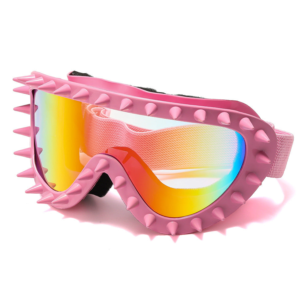 Damen stylische Schutzbrille mit markantem Spike-Design Karnz