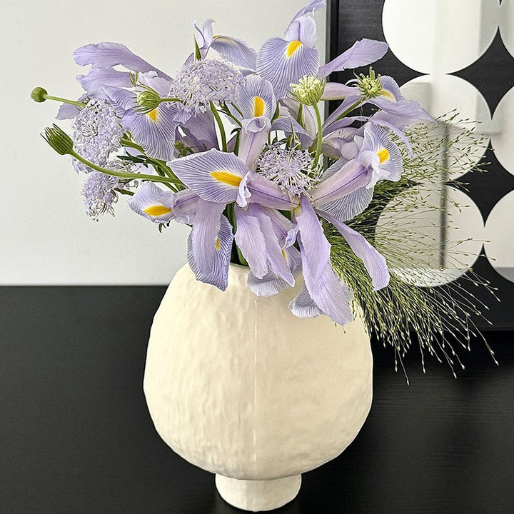 Künstlerische strukturierte Vase