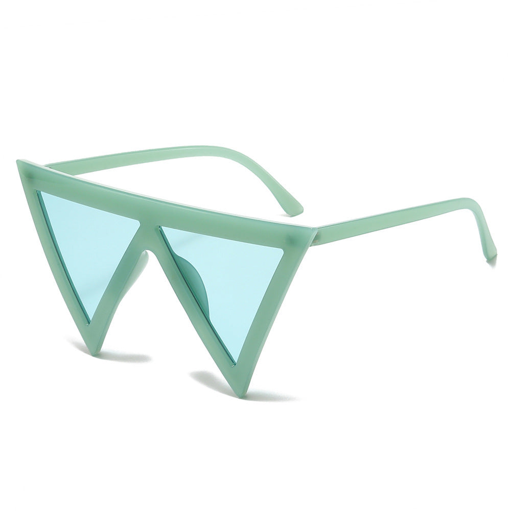 Futuristische, dreieckige Sonnenbrille Karnz