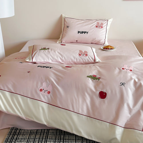 Kariertes Baumwoll-Bettbezug-Set mit applizierten Hunde‑Silhouetten und weichem Perkal