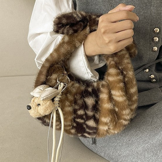 Fluffy Handtas