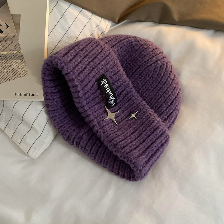 Stylische gerippte Strickmütze