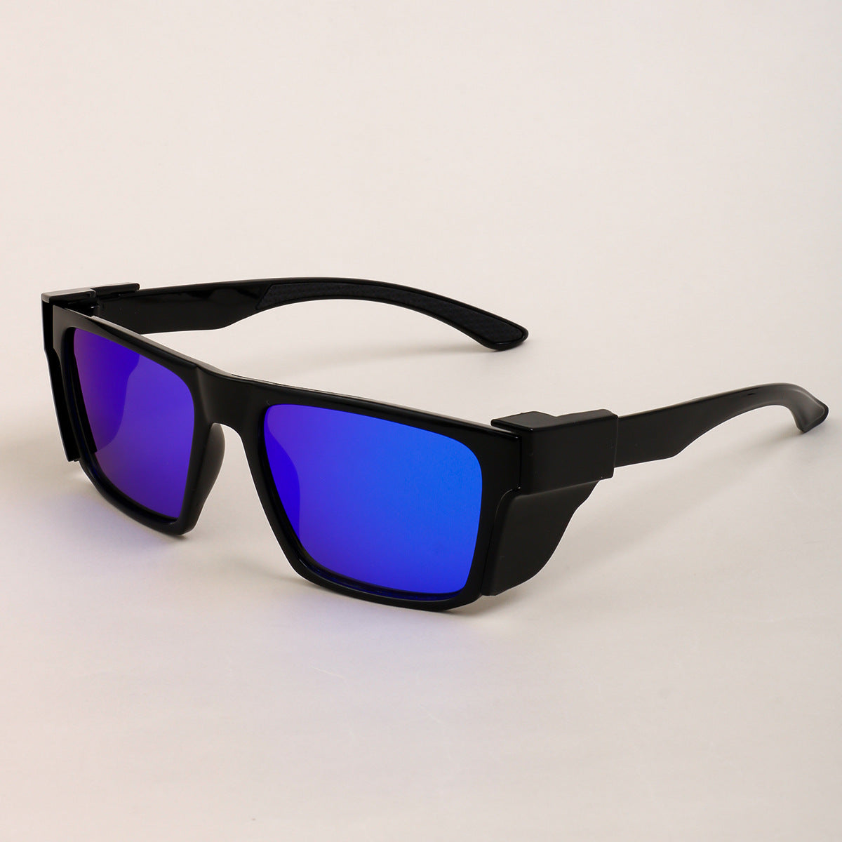 Damen Sonnenbrille im modernen, kantigen Design Karnz