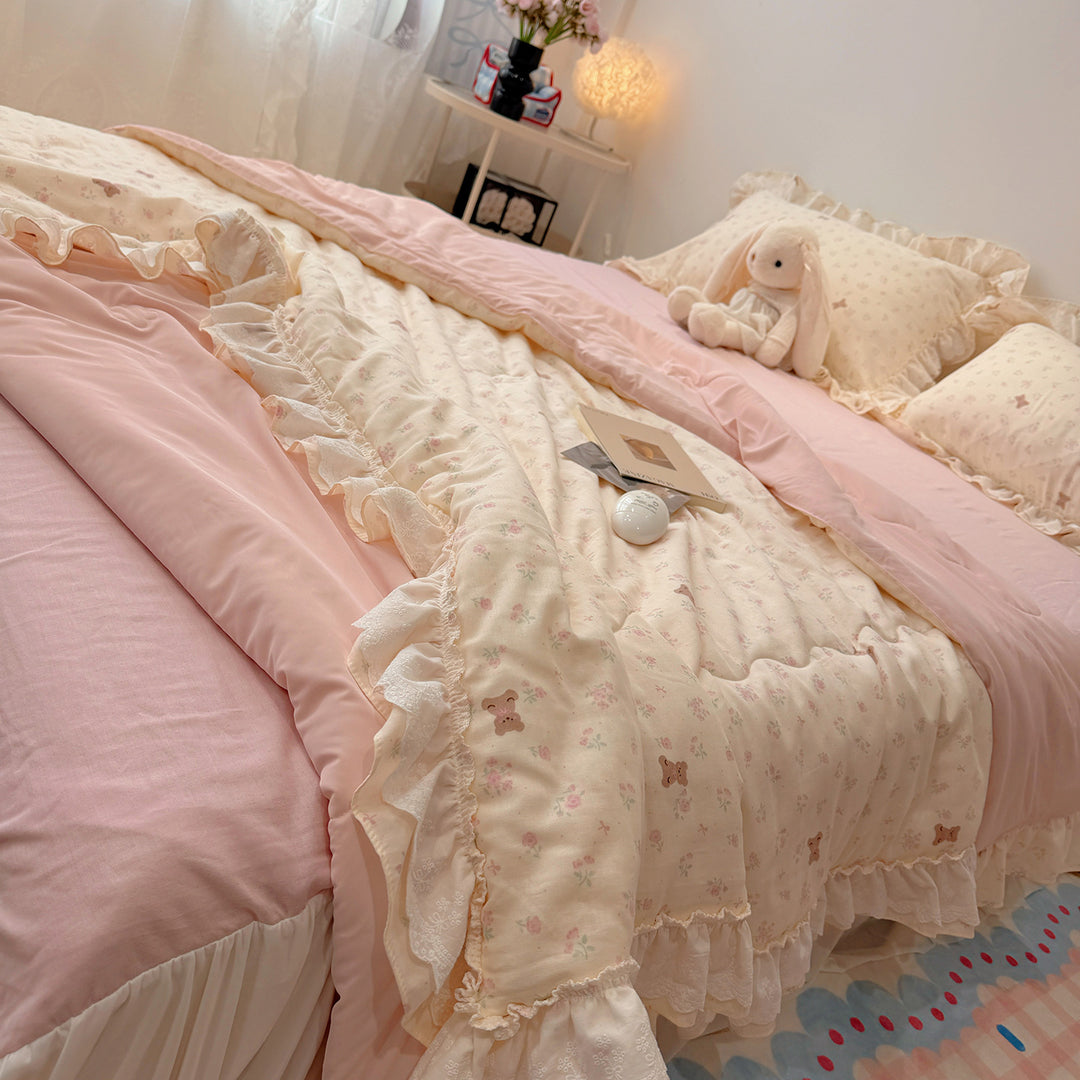 Patchwork-Bettwäscheset aus Baumwoll-Musselin mit Rüschen und leichter Steppdecke