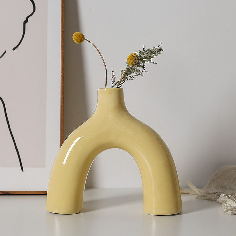 Stylische und kreative Keramikvase Karnz