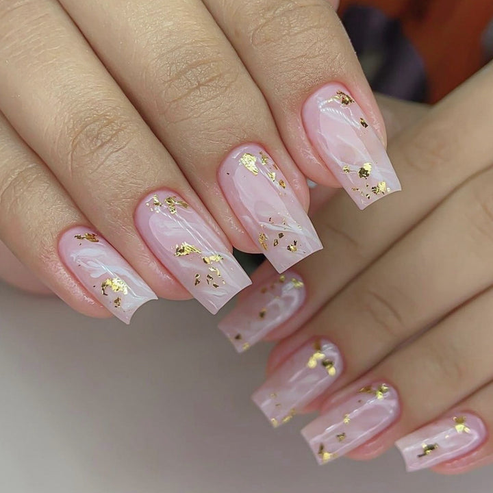 Elegante Acryl-Nagelkunstverlängerungen Karnz