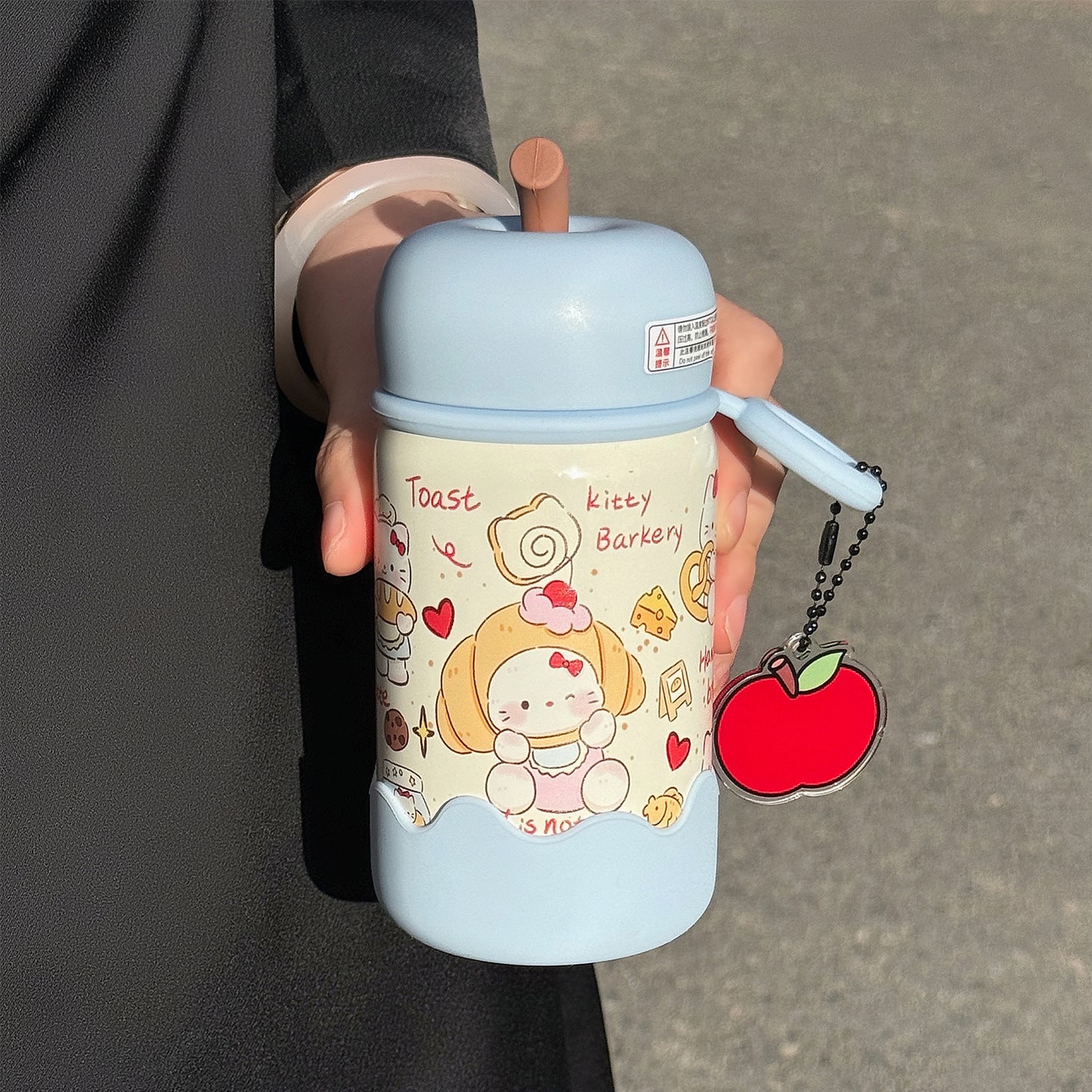 Damen tragbare Kaffeetasse mit kreativem Deckel Karnz