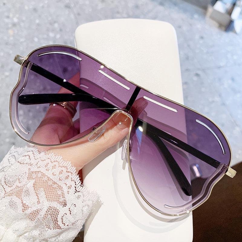 Damen Sonnenbrille im modernen Shield-Design Karnz