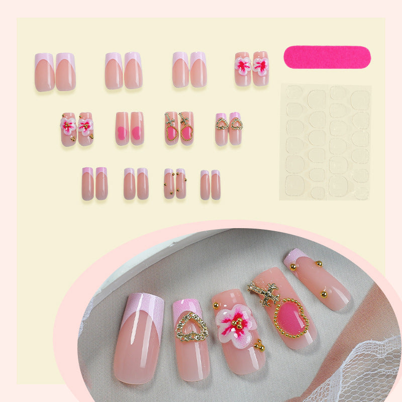 Dekorativer floraler Press-On-Nagelsatz mit Edelsteinakzenten Karnz
