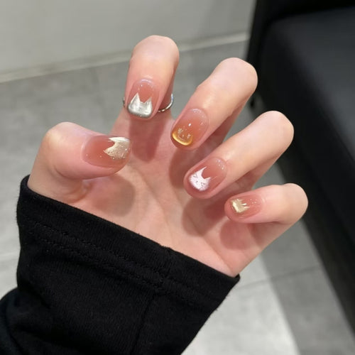 Künstlerische Minimalistische Nagelkunst