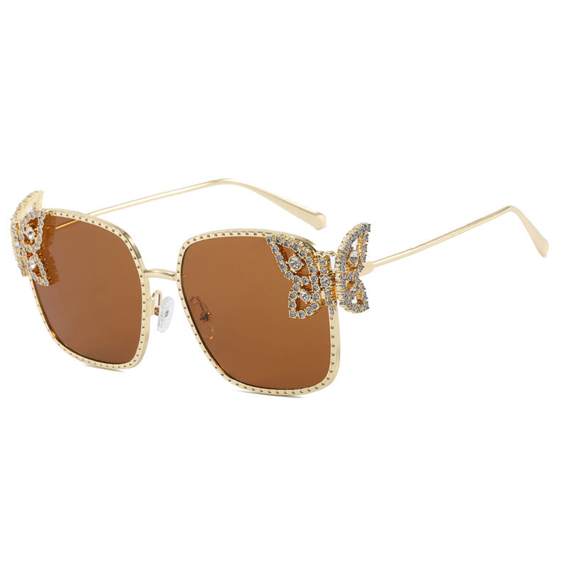 Damen extravagante Brille mit funkelnden Akzenten Karnz