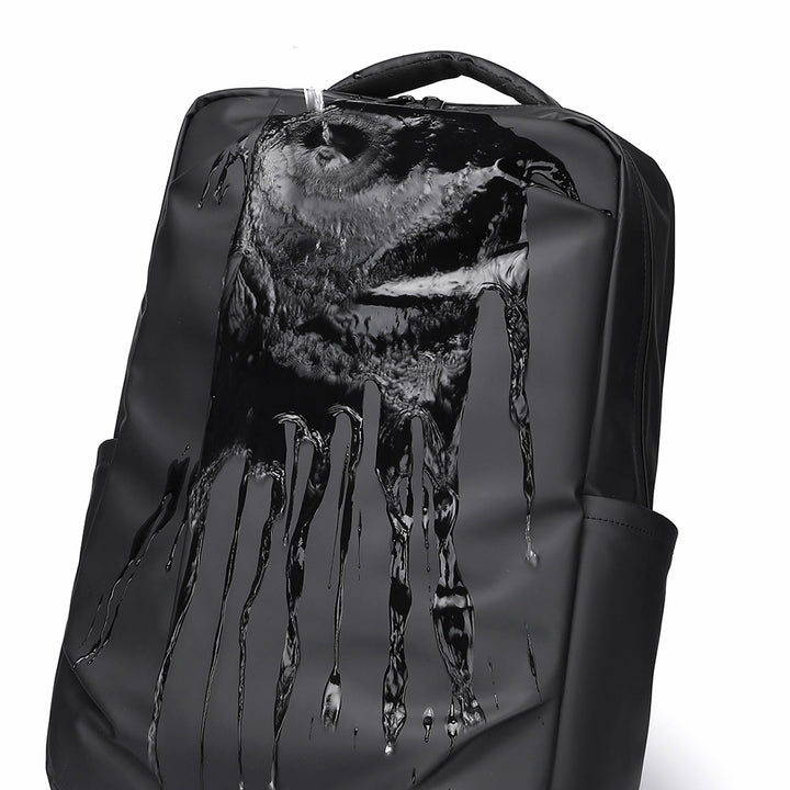 Schlanker minimalistischer Rucksack Karnz