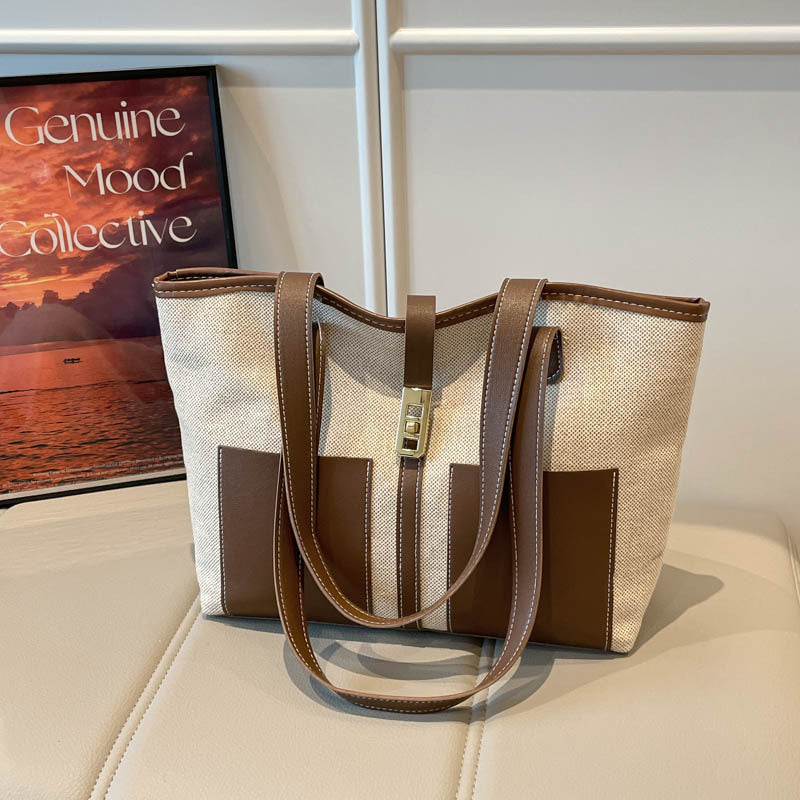 Stilvolle Canvas-Shopper-Tasche mit eleganten Akzenten