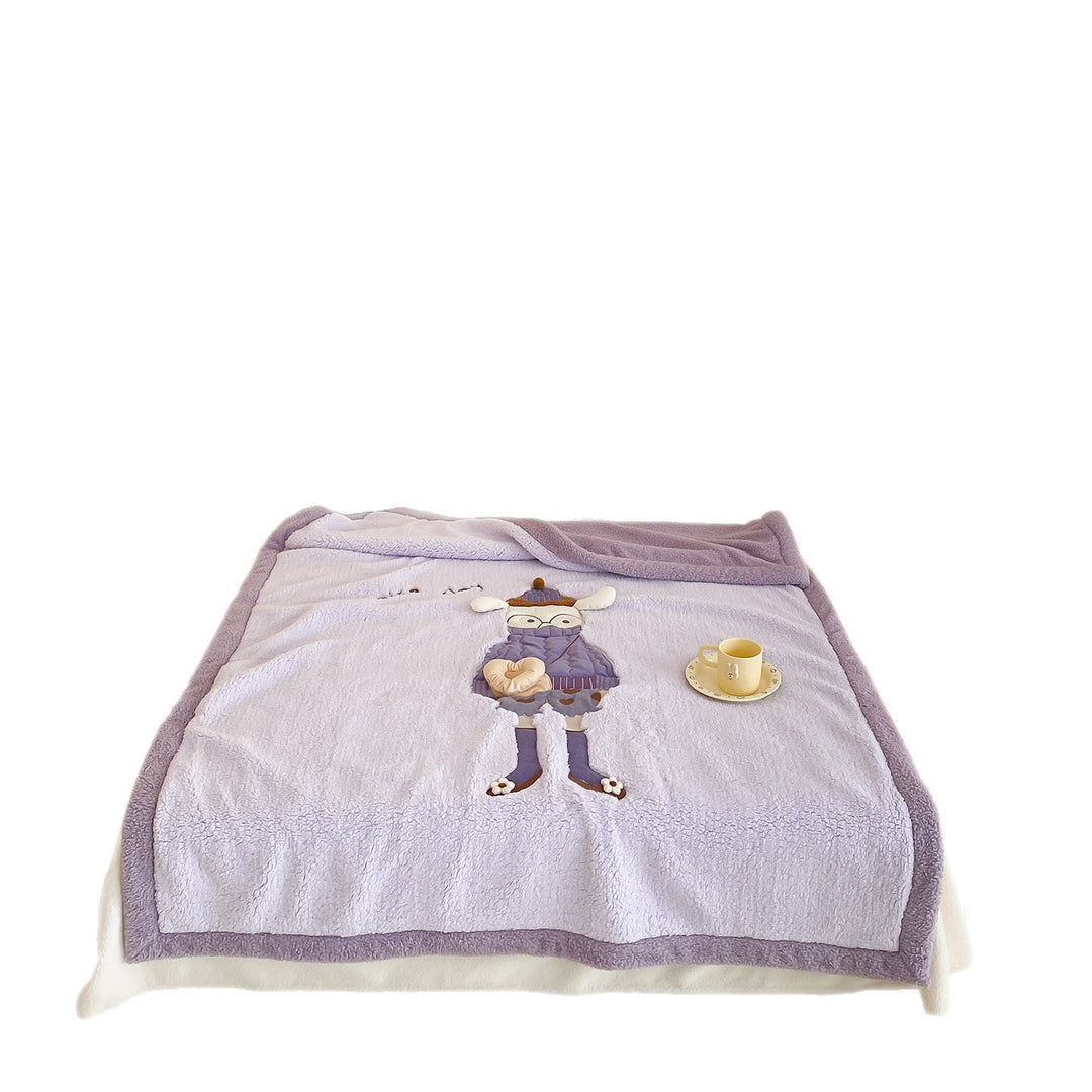 Kuscheldecke aus Teddy‑Fleece mit appliziertem Puppenmotiv und wendbarer Plüschseite