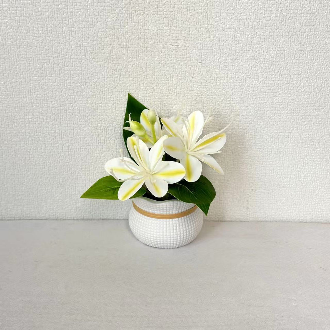 Künstliches Blumenarrangement für dekorative Wohnungsdisplay
