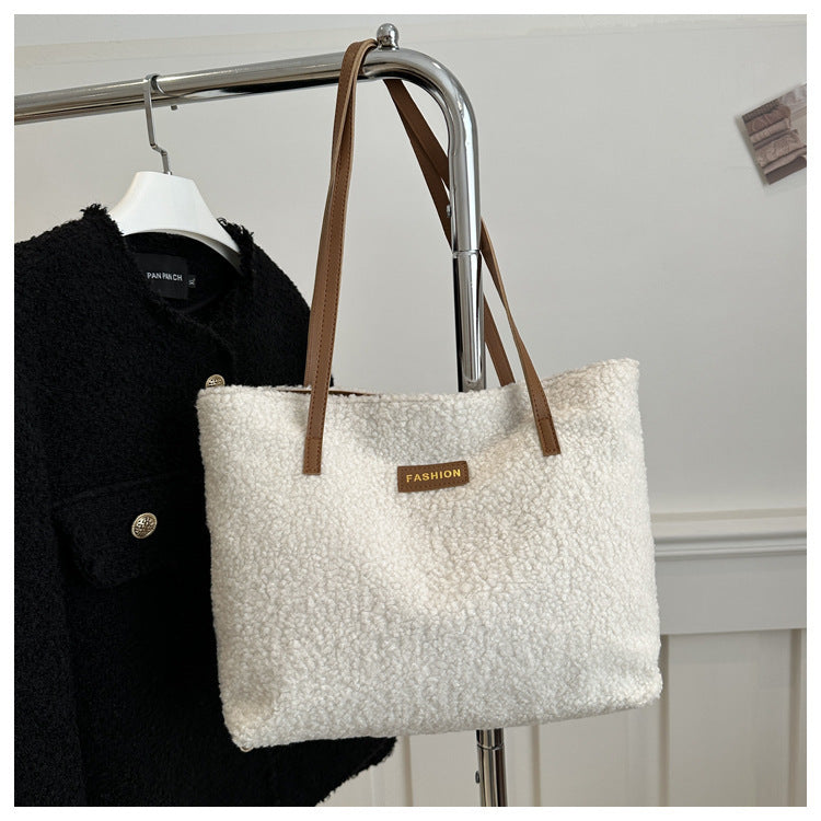 Gemütliche Texturierte Handtasche