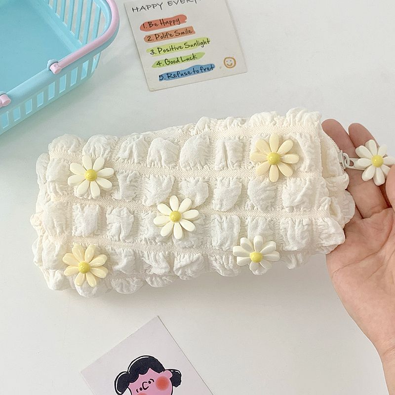 Handytasche mit Floralem Detail Karnz