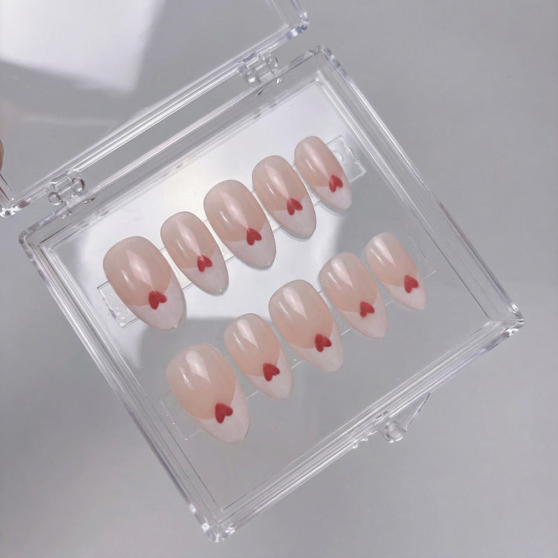 Kreatives Nagelset Karnz