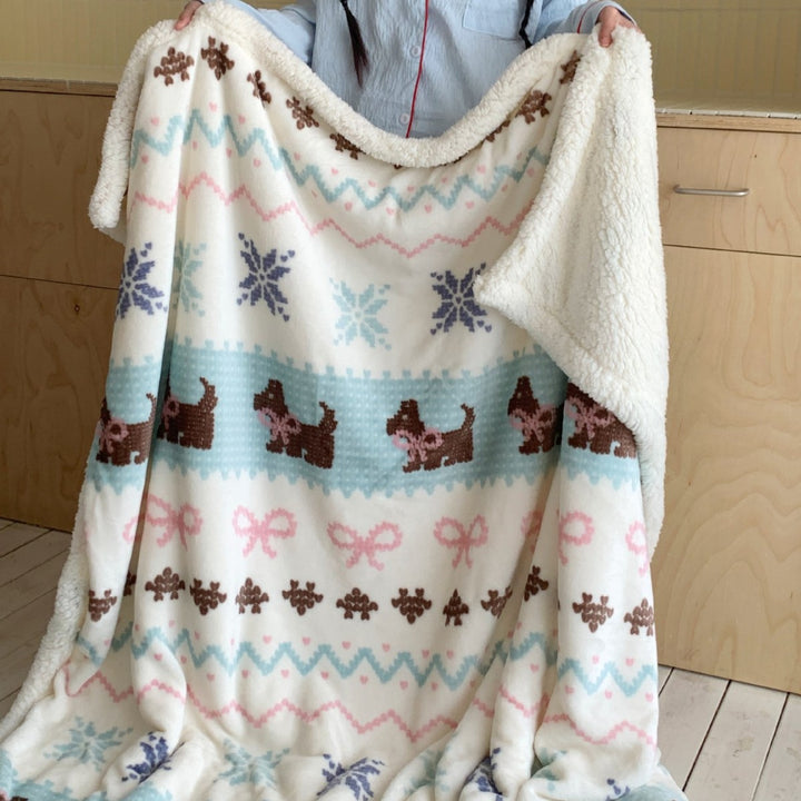 Wendbare Kuscheldecke mit Sherpa-Fleece, niedlichen Hunde-Illustrationen und kariertem Muster