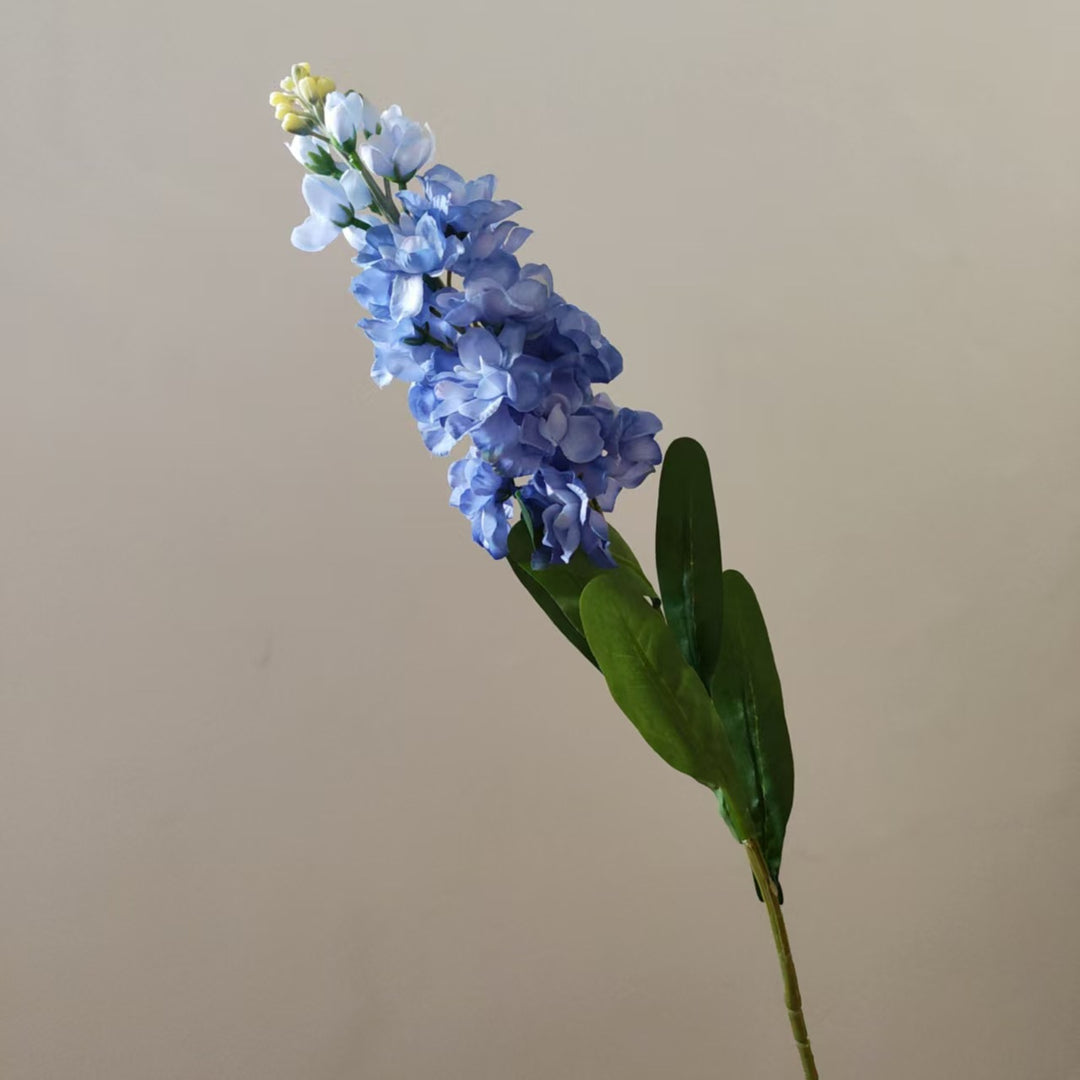 Realistische Blumenstängel