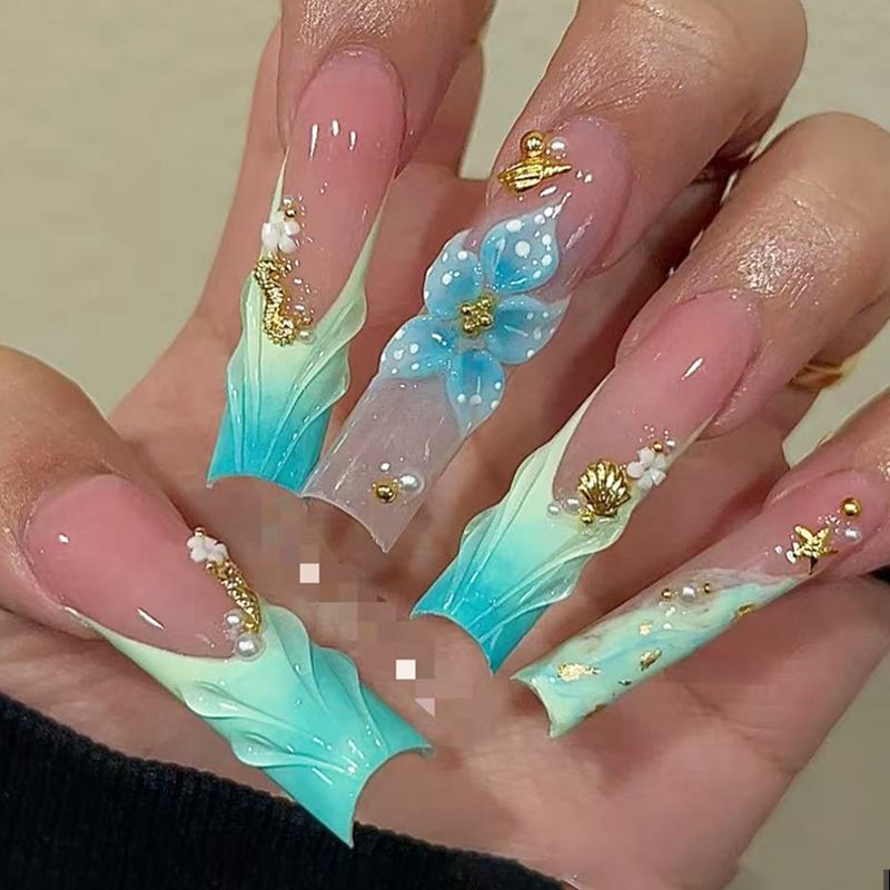 Artisan Dekorative Nagelspitzen Karnz