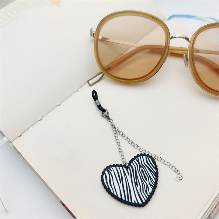 Herz-Design Brillenkettenhalter Karnz