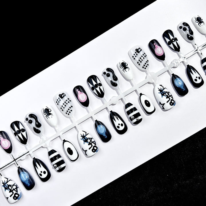Theatrale Halloween-Themen Press-On Nagelkunst Set